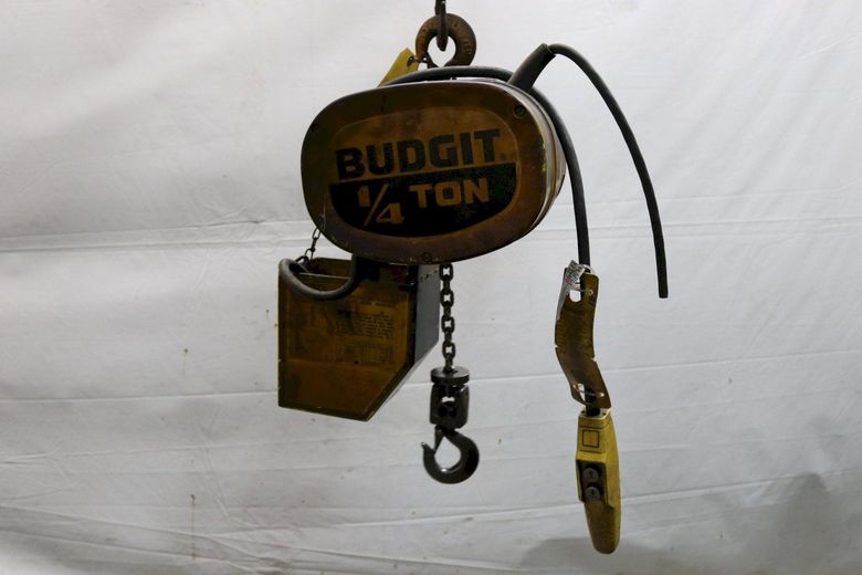 1/4 TON BUDGIT ELECTRIC CHAIN HOIST: STOCK #11998