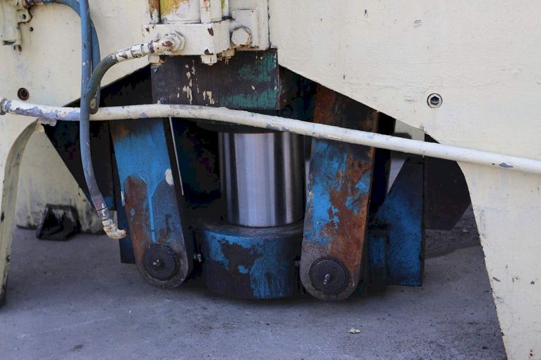 ALSTROM SINGLE RAM SQUEEZE SWAGING HYDRAULIC PRESS: STOCK #67964