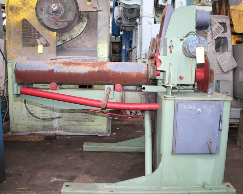 4,000 LB R M G POWERED PAYOFF WITH STRAIGHTENING & FEEDS ROLLS: STOCK #51848