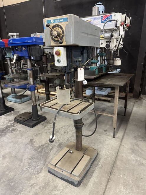 Rockwell 17-600 17″ Variable Speed Drill Press