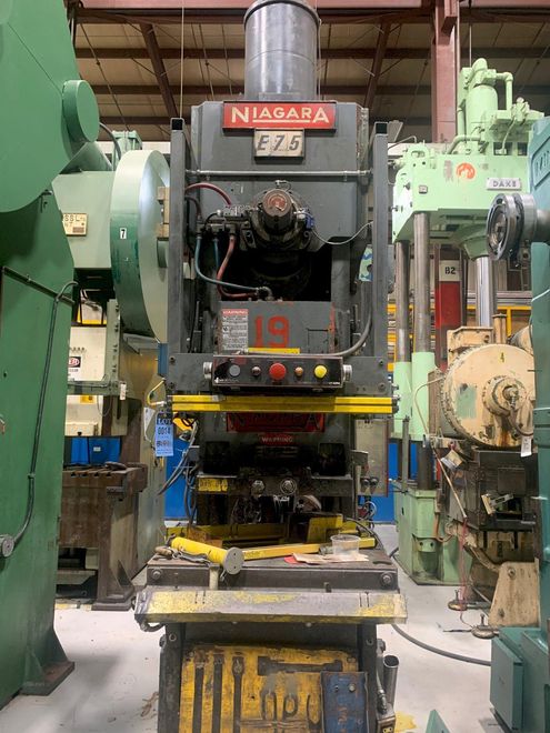 75 Ton NIAGARA E75, Used Mechanical Metal Stamping Gap Frame Press For Sale, Good Running Press!
