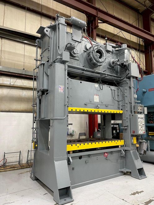300 ton Verson S2-300-96-48t, New 1995
