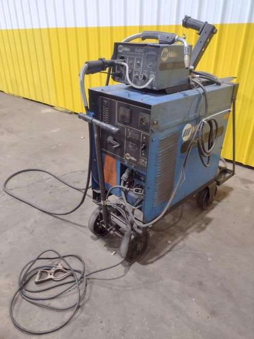 200 AMP MILLER MODEL #CP-200 DC ARC WELDER &  S-22 WIRE FEEDER: STOCK #19659