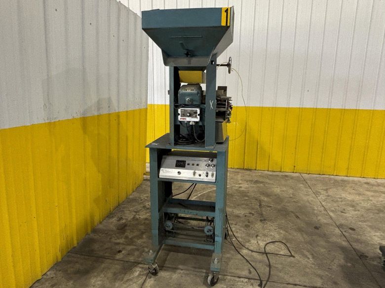 3 CU FT SIGMA SYNTRON FMC MODEL #VPF305 HOPPER & BOWL FEEDER: STOCK #23083