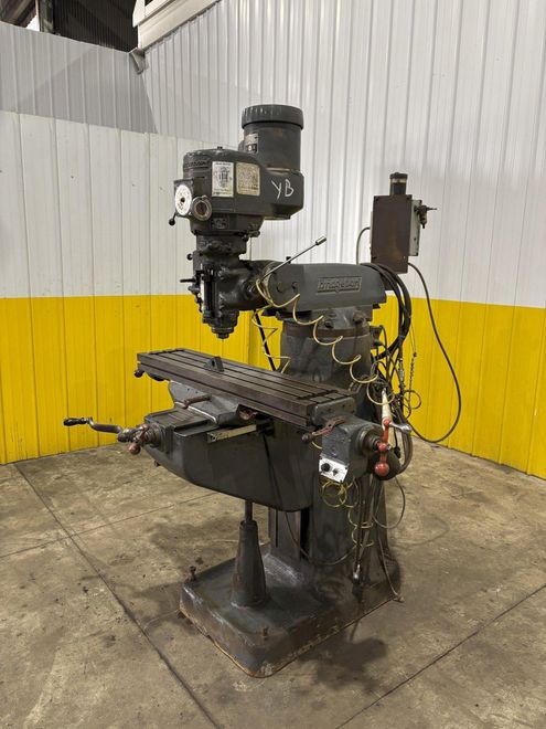 1.5 HP BRIDGEPORT RAM TYPE VERTICAL MILL: STOCK #22881