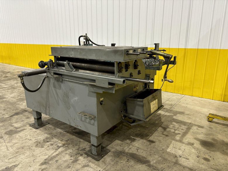 36"W X 24" PRESS EQUIPMENT AIR GRIP FEEDER W/ STRAIGHTENER & ROLL 1998 : STOCK #21953