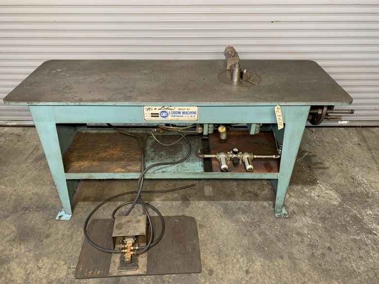 Lubow ML 200 8-Stop Turret Wire Bender