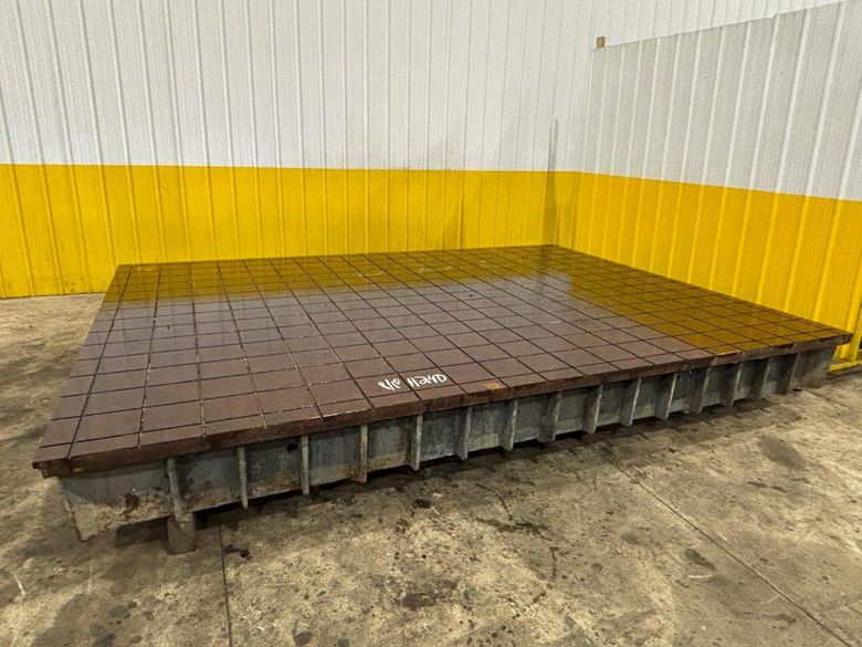 118" X 158" X 15" PORTAGE GRID TYPE LAYOUT SURFACE TABLE: STOCK #11240