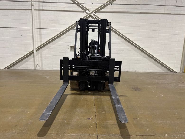 Crown CB50X-7 10k Cap Electric Forklift w/ Charger (95hrs – 2023)