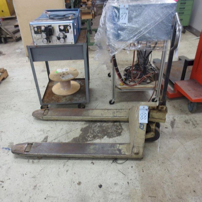 4500 LB CROWN PALLET JACK: STOCK #73446
