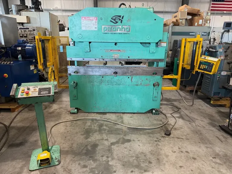 PIRANHA #3506  6’ x 35 Ton Hydraulic Press Brake & CNC Back Gauge USA #7982