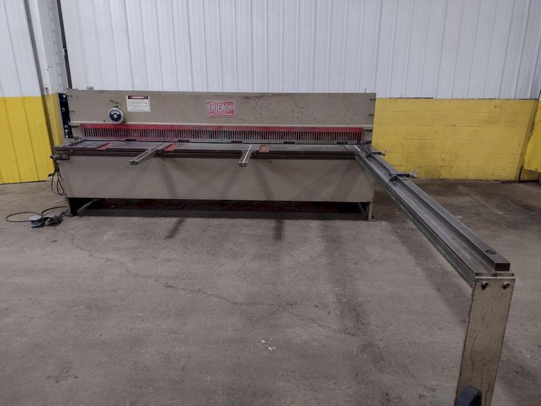 10' X 10 GA CHICAGO MODEL #UA10-135 HYDRAULIC SHEAR: STOCK #17508