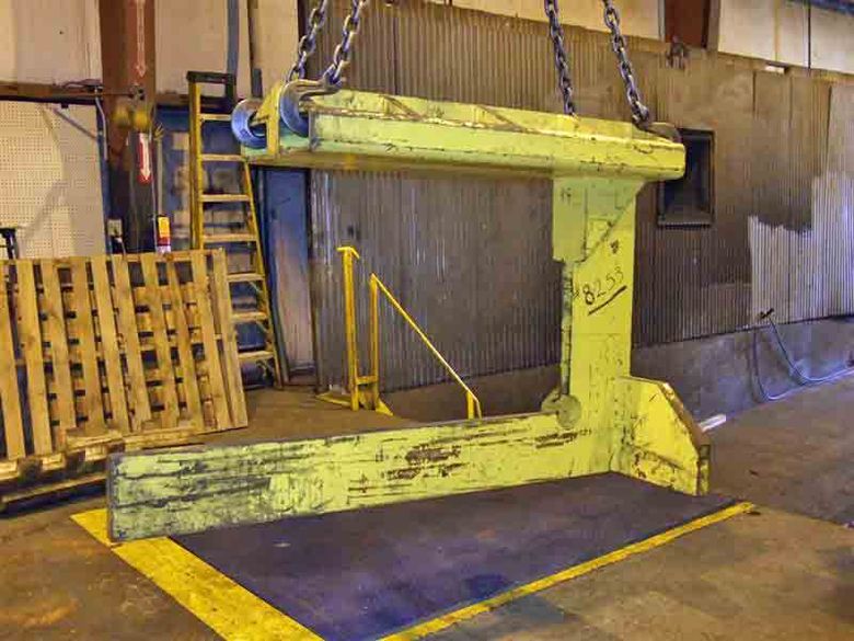 15,000# Custom C-Hook