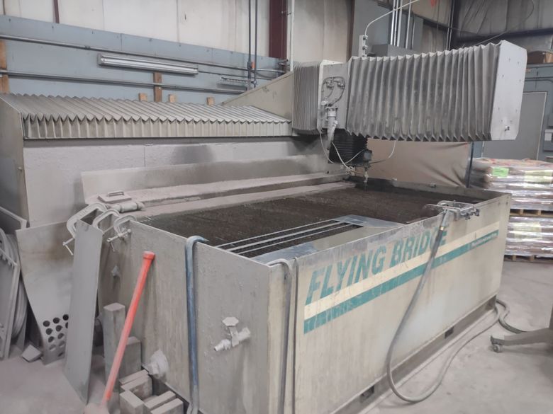 1998 Flow Flying Bridge Waterjet Cutting System (#5097)
