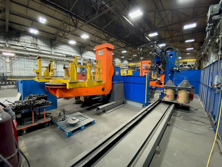 USED CLOOS HIGH PERFORMANCE DUAL STATION ROBOTIC WELDING CELL, Stock# 11012
