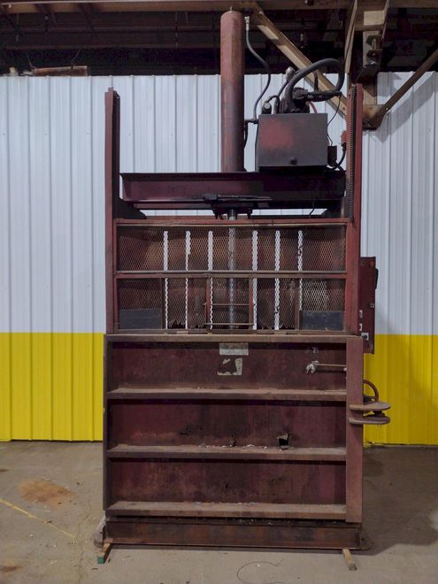 60" X 30" X 48" SELCO PRODUCTS MODEL VI-5 VERTICAL BALER: STOCK 17515