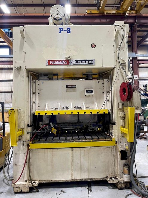 200 ton Niagara SE2-200-72-42 UH, Used Niagara Mechanical Stamping Press For Sale, Refurbished