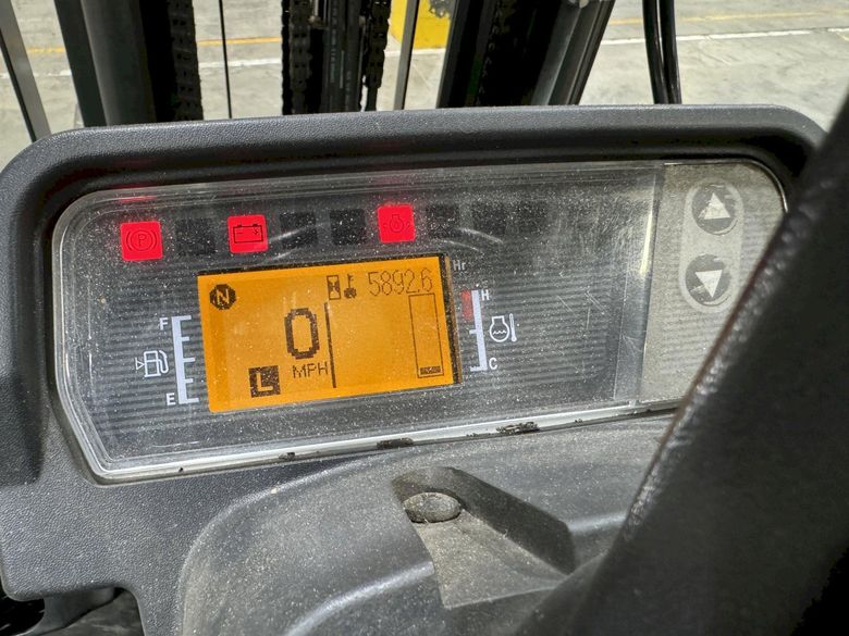 5000 LB MITSUBISHI MODEL #FGC25N LP GAS FORKLIFT: STOCK #78305