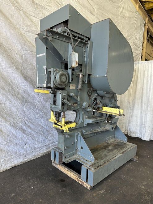 6" X 6" X 1/2" HENRY & PEL MODEL MK-20 IRONWORKER: STOCK #77858