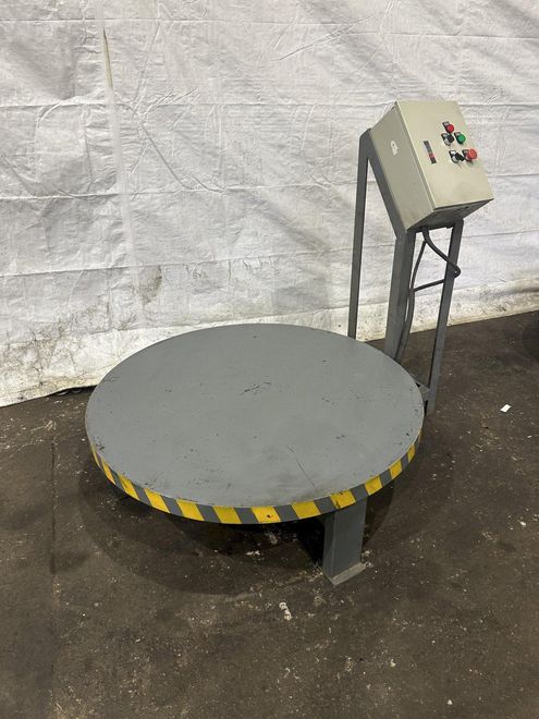 3500 LB HORIZONTAL MOTORIZED PALLET TYPE UNCOILER: STOCK #77223