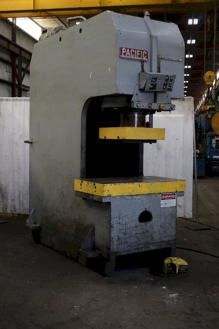 300 TON PACIFIC PRESSFROMER II HYDRAULIC C FRAME PRESS : STOCK #76330