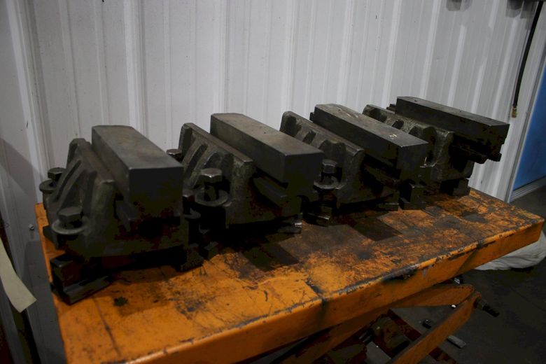 4 HORTON FACE PLATE TYPE CHUCK JAWS: STOCK #75580