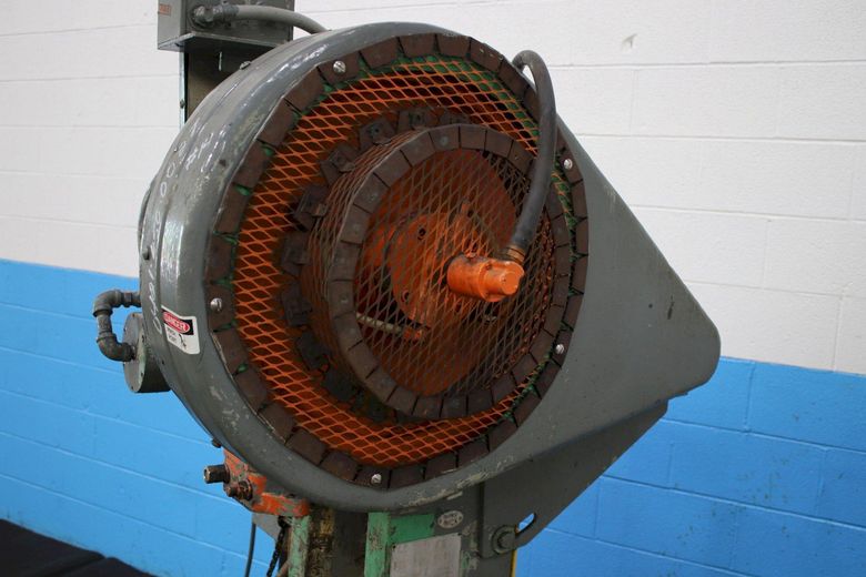 32 TON MINSTER GAP PRESS MODEL #B-32 STOCK #74064