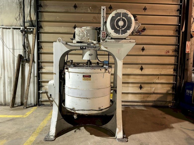 Union Process | Szegvari Attritor 
20Hp / 100-Gallon Vessel