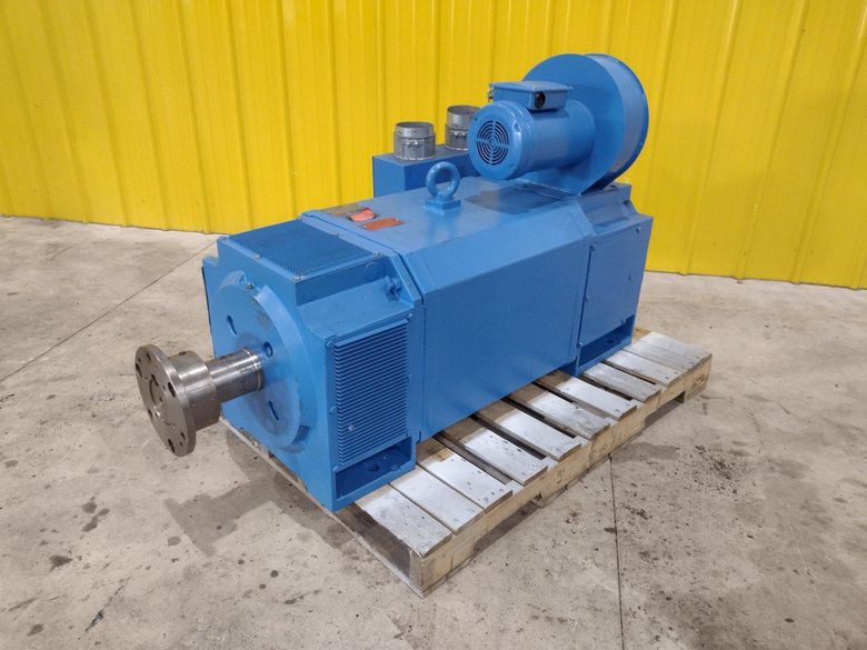 300 HP RELIANCE ELECTRIC AC MOTOR: STOCK #20978