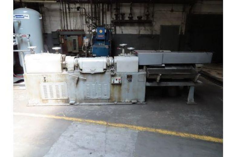 Shuster Model 3AV1 Wire Straightener (.250" - .500")