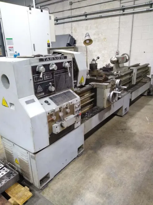 Tarnow TUJ-50M 22″ x 120″ Gap Bed Engine Lathe