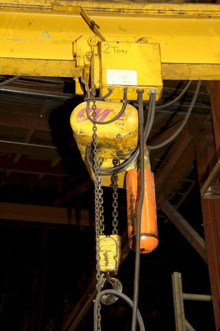 2 TON CM POWERED CHAIN HOIST WITH POWER TROLLEY: STOCK #11397