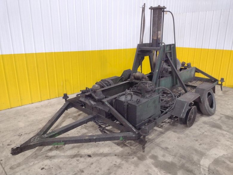 DRILCO PORTABLE HYDRAULIC PIPE STRAIGHTENER PRESS ON TRAILER: STOCK #21894