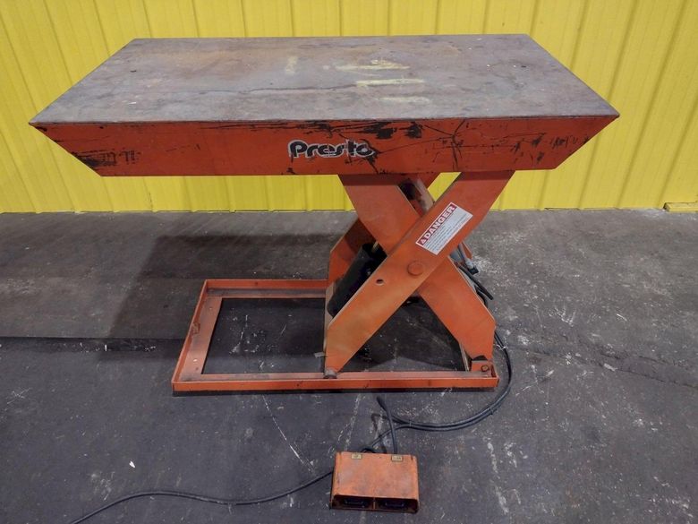 3,000 LBS X 32" X 56"  MODLE #L36-30-MOD PRESTO HYDRAULIC SCISSOR LIFT TABLE, SINGLE PHASE 110V: