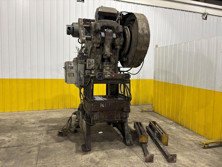 80 TON L & J MODEL #80 OBI STAMPING PRESS, 4" STROKE: STOCK #22884