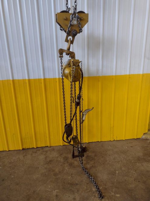2 TON (4,000 LB) YALE MODEL #MEL2N10H652 ELECTRIC CHAIN HOIST: STOCK #15218