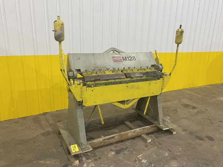 48" X 14 GA CHICAGO DREIS & KRUMP MODEL #BPO-414-6 BOX & PAN FINGER BRAKE: STOCK #19836
