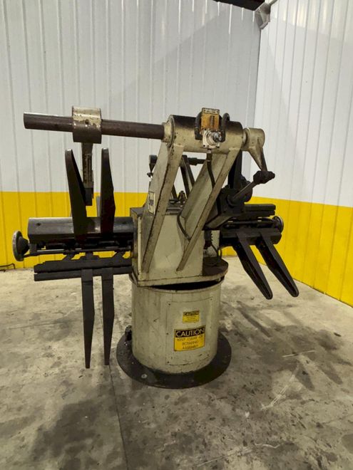 4,000 LBS X 18" CWP MODEL #3RD18 PULL OFF DOUBLE END UNCOILER COIL REEL: STOCK #22351