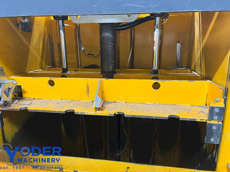 48" X 30" BRAMIDAN MODEL # B20 CARDBOARD BALER: STOCK #78021