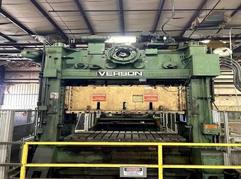 1990 - 300 ton Capacity VERSON S2-300-96-54t Straight Side Mechanical Press For Sale