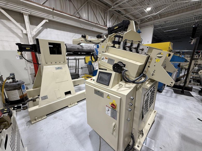 24,000 lbs. x 32" Width Minster Conventional Heavy Duty Servo Coil Feed Line, Model MRH20-38S /