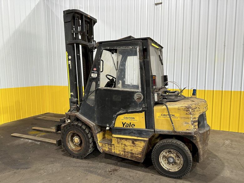 7,000 YALE MODEL #GLP080LJNGBV120 PROPANE FORKLIFT TRUCK WITH ROTATOR: STOCK #18145