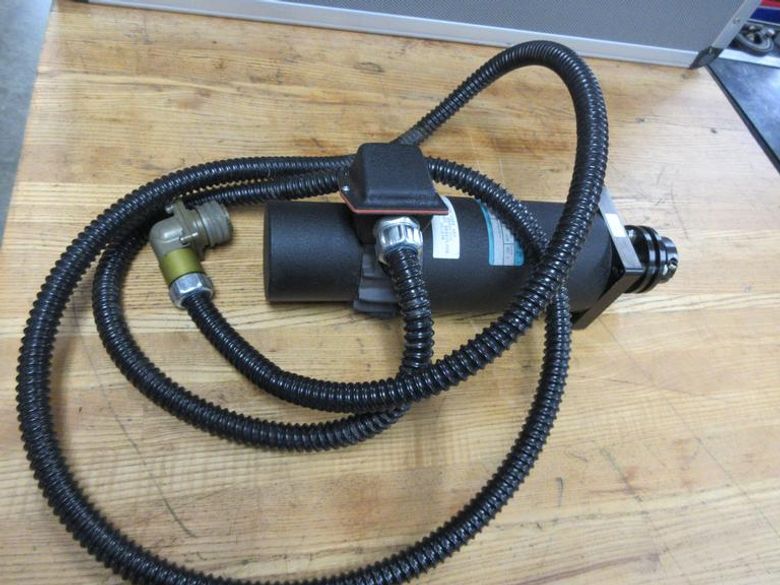 Haas 32-1700 Z Axis Brushed Servo Motor with 14 Pin Connector Cable