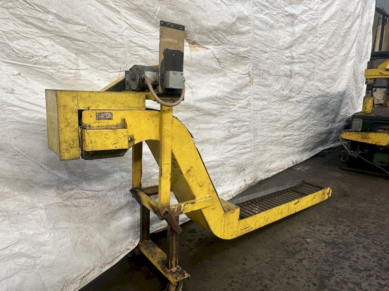 12" JORGENSON INCLINDED CHIP CONVEYOR: STOCK #77512