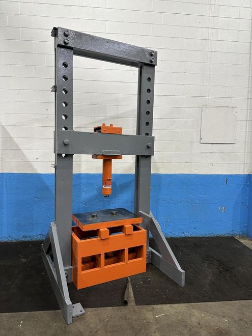 55 TON POWER TEAM H FRAME HYDARULIC PRESS: STOCK #74589
