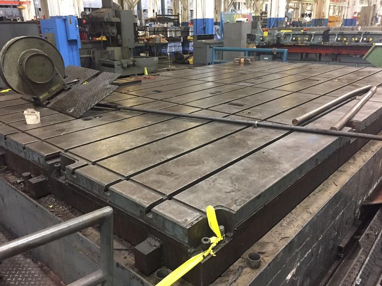 18' X 5'6" X 10" THICK GIDDINGS & LEWIS T-SLOTTED FLOOR PLATE: #67268