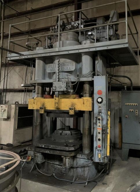1000 TON WILLIAMS & WHITE HYDRAULIC 4-POST PRESS: STOCK #18310