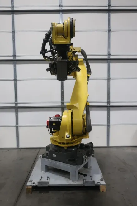 FANUC R-2000iB/165F Industrial Robot
