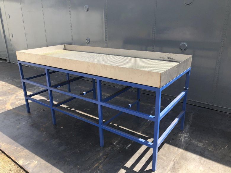 40" X 100" X 25 GALLON WASH TABLE WITH SMARTWASHER MODEL 25-2 HEATED POWER PUMP: STOCK 16462