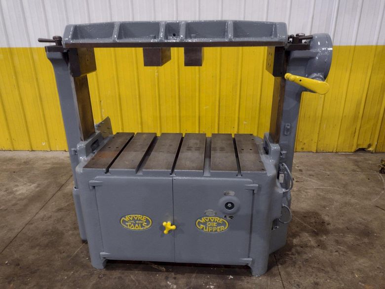 40" L X 24" W X 24" H MOORE POWERED DIE HANDLER INSPECTION FLIPPER: STOCK #22906